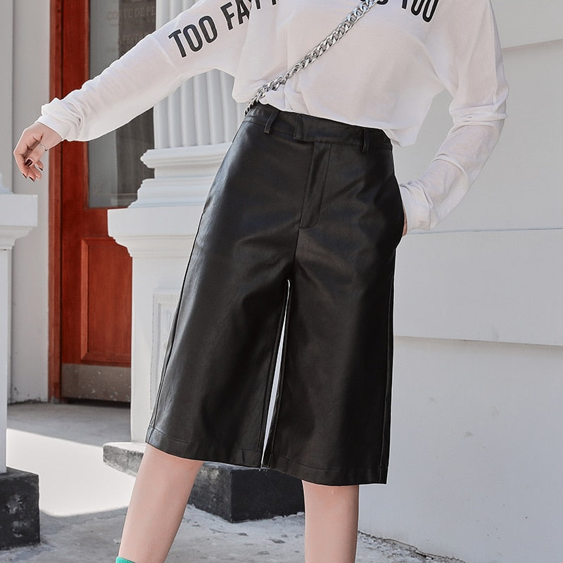 Women British Style PU Leather Short High Waist Trouser Plus Size