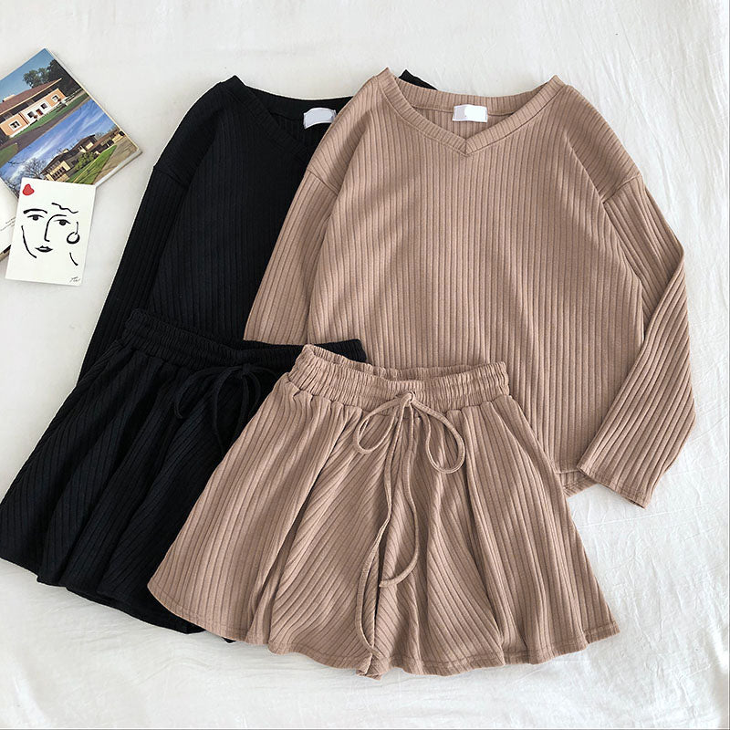 Women Casual 2 Pcs Set V-Neck Long Sleeve Loose Knit Top + High Waist Hip Elastic Wide Leg Shorts